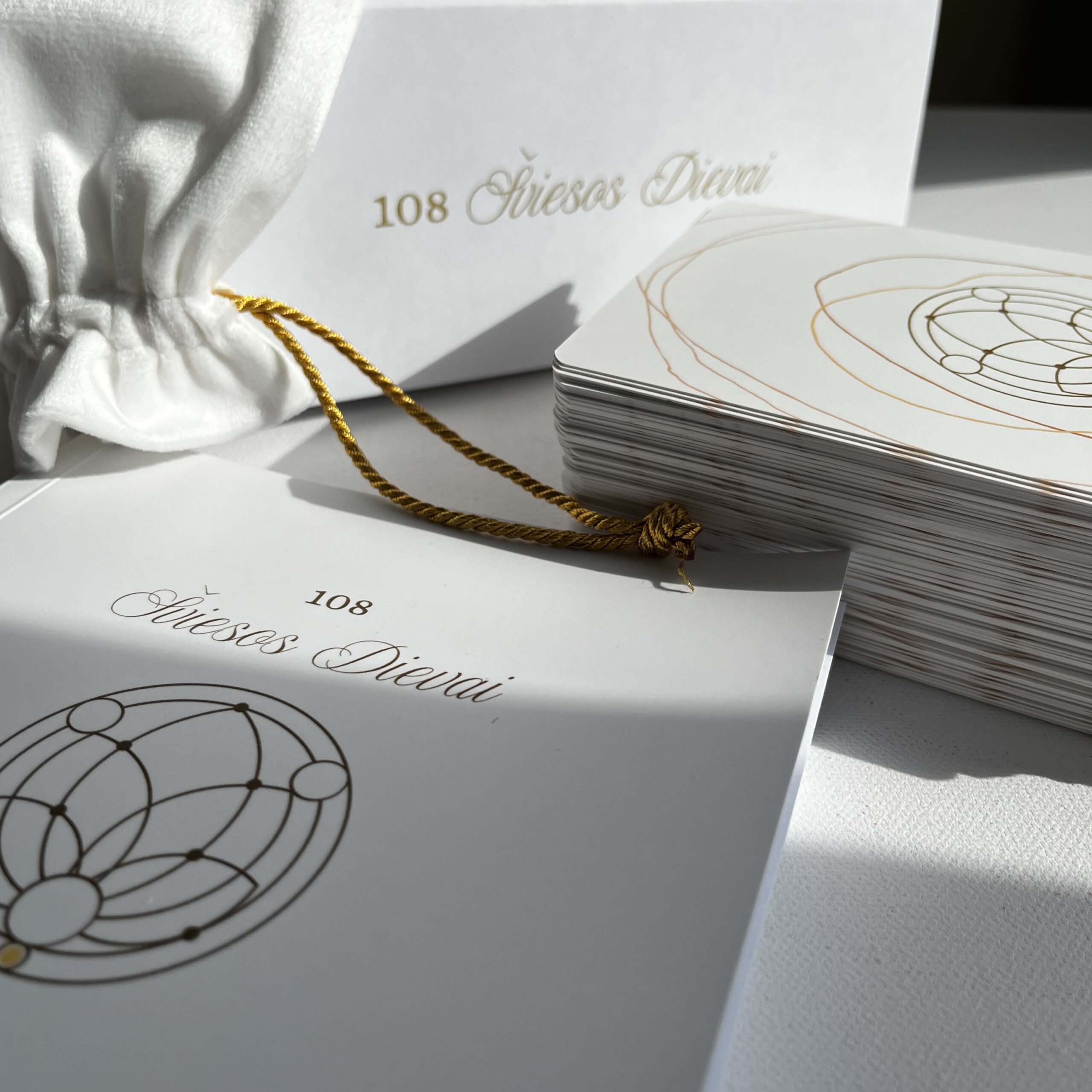 108 Šviesos Dievai – dvasinis rinkinys